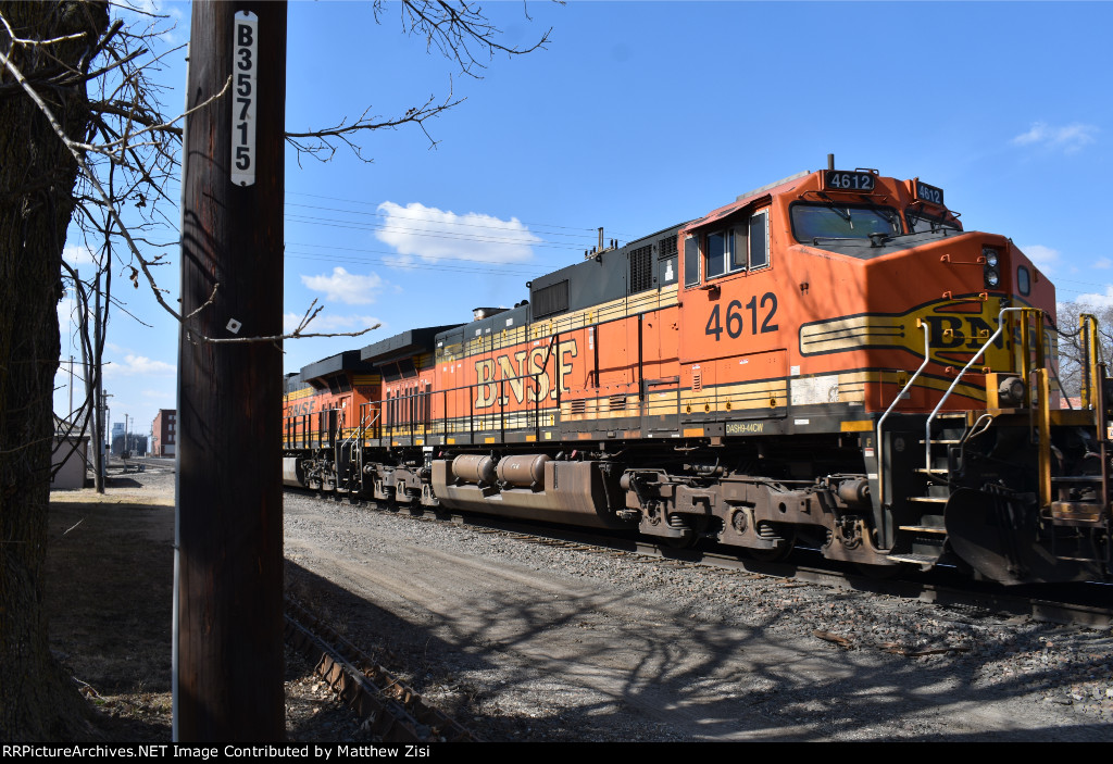 BNSF 4612